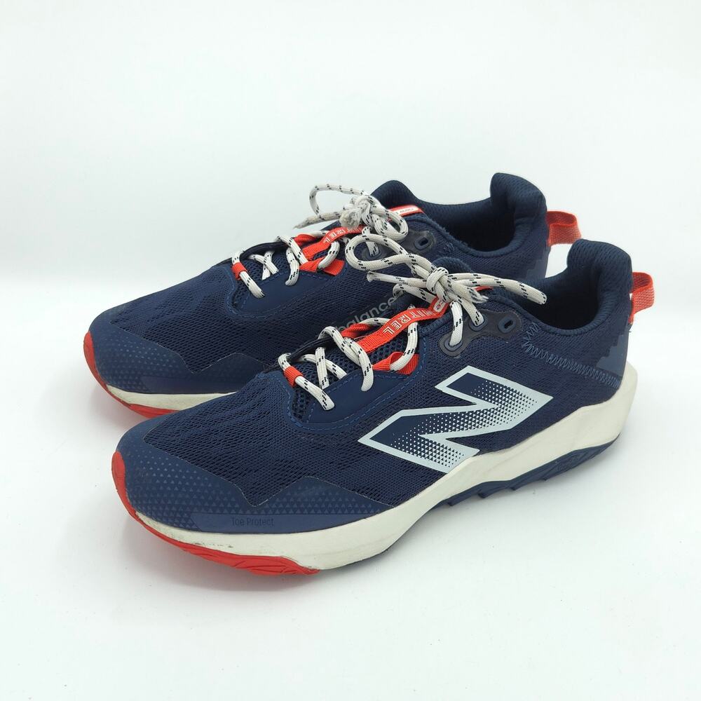 New Balance DynaSoft Nitrel v6 trail Boys Size 7 GS Blue White Red GPNTRLN6